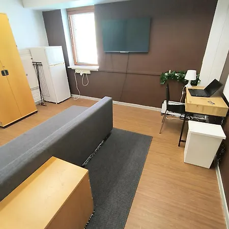 Vandrerhjem Office House Tripla Helsinki
